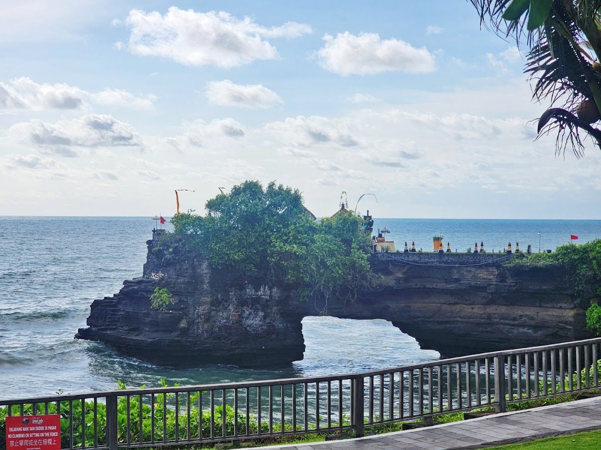 Tanah Lot Temple — photo 3